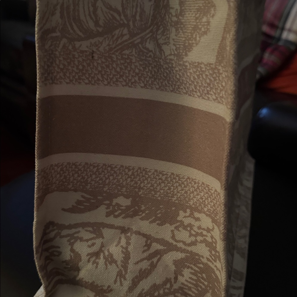 One Bridal Decorative canvas tote non branded. Great condition - Picture 2 of 9